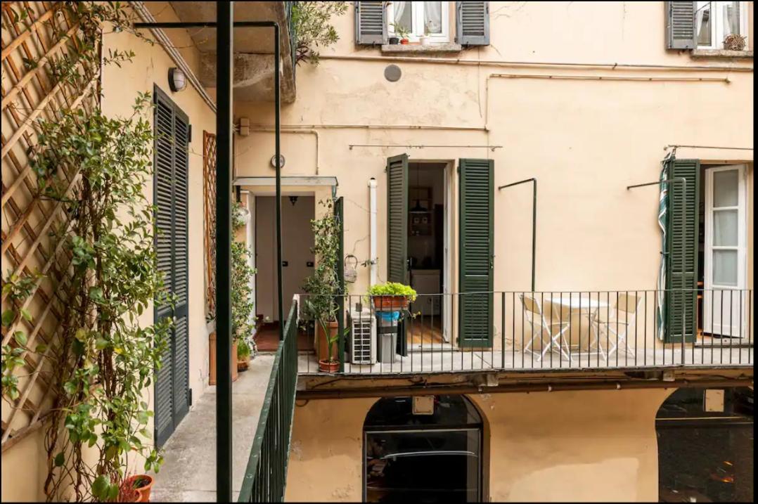 Piazza Volta Apartment Комо Екстер'єр фото